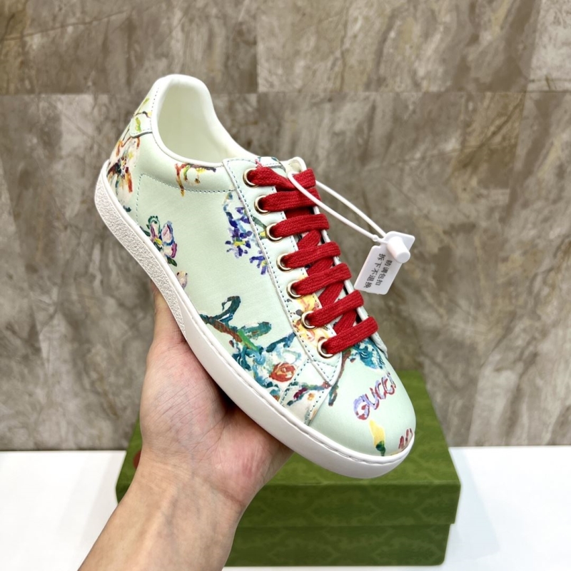 Gucci Sneakers